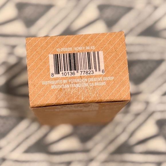 NIB Limited Edition e.l.f. x Stanley Water Bottle Keychain Ornament - Picture 3 of 5